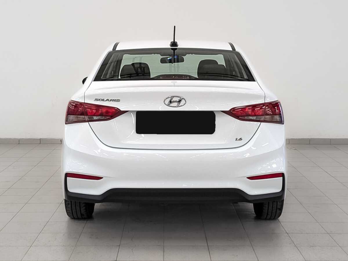 Купить Hyundai Solaris с пробегом. Фото: #5