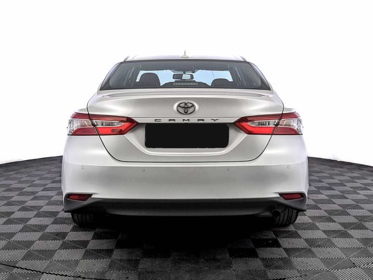 Купить Toyota Camry с пробегом. Фото: #5