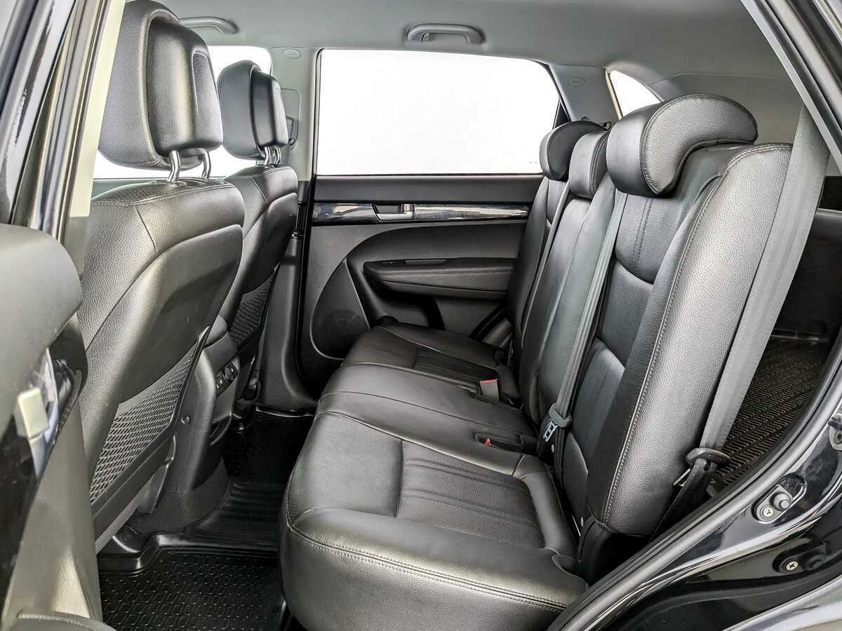 Купить Kia Sorento с пробегом. Фото: #11