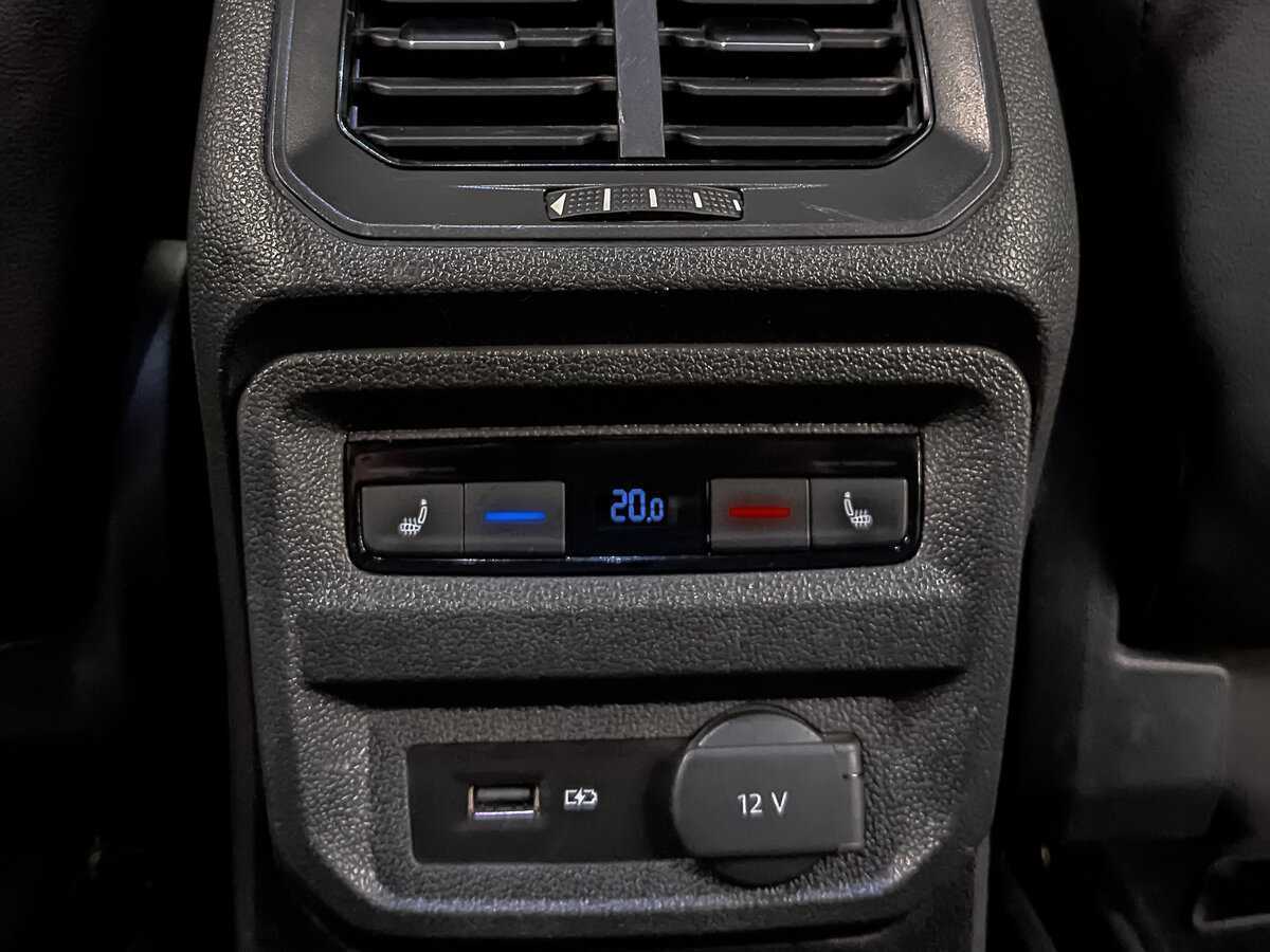Купить Volkswagen Tiguan с пробегом. Фото: #26