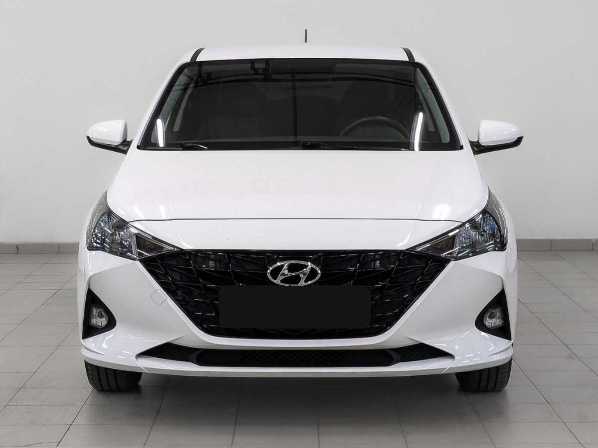 Купить Hyundai Solaris с пробегом. Фото: #1