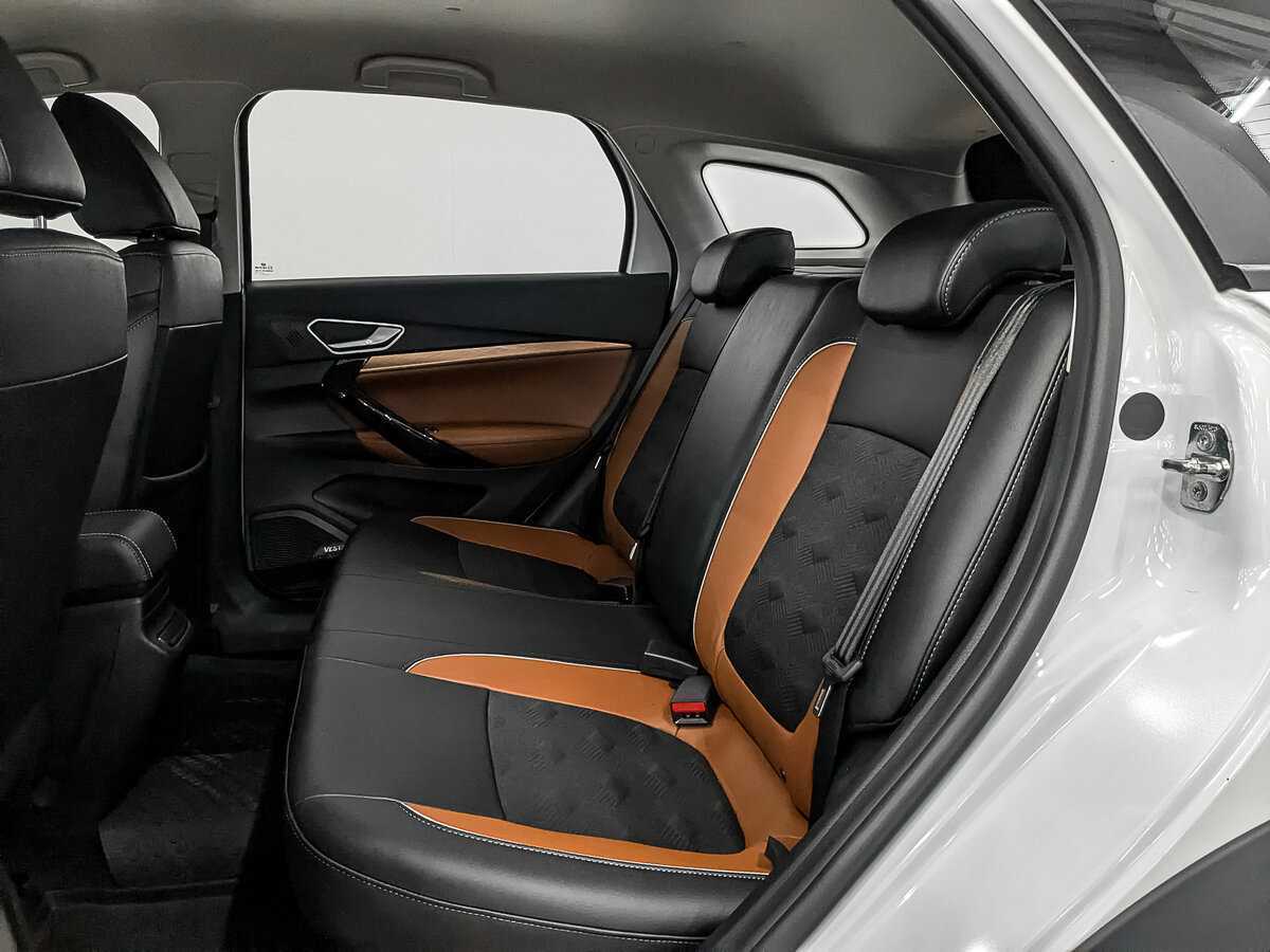 Купить Lada (ВАЗ) Vesta с пробегом. Фото: #17