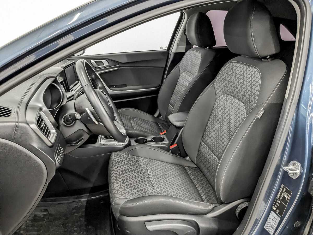 Купить Kia Ceed с пробегом. Фото: #19