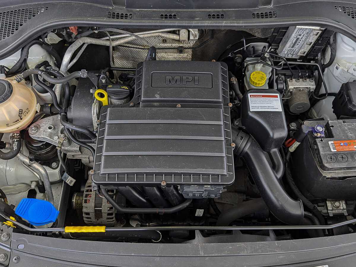 Купить Skoda Rapid с пробегом. Фото: #8