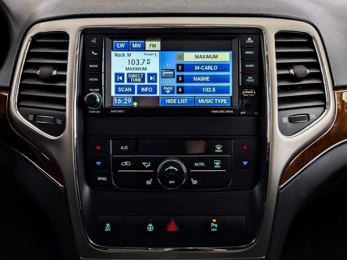 Купить Jeep Grand Cherokee с пробегом. Фото: #14