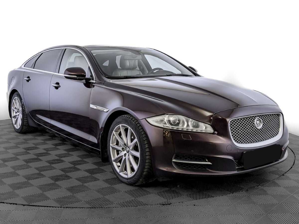 Купить Jaguar XJ с пробегом. Фото: #2