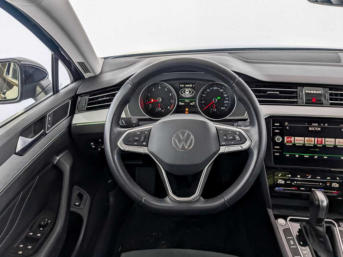 Купить Volkswagen Passat с пробегом. Фото: #21