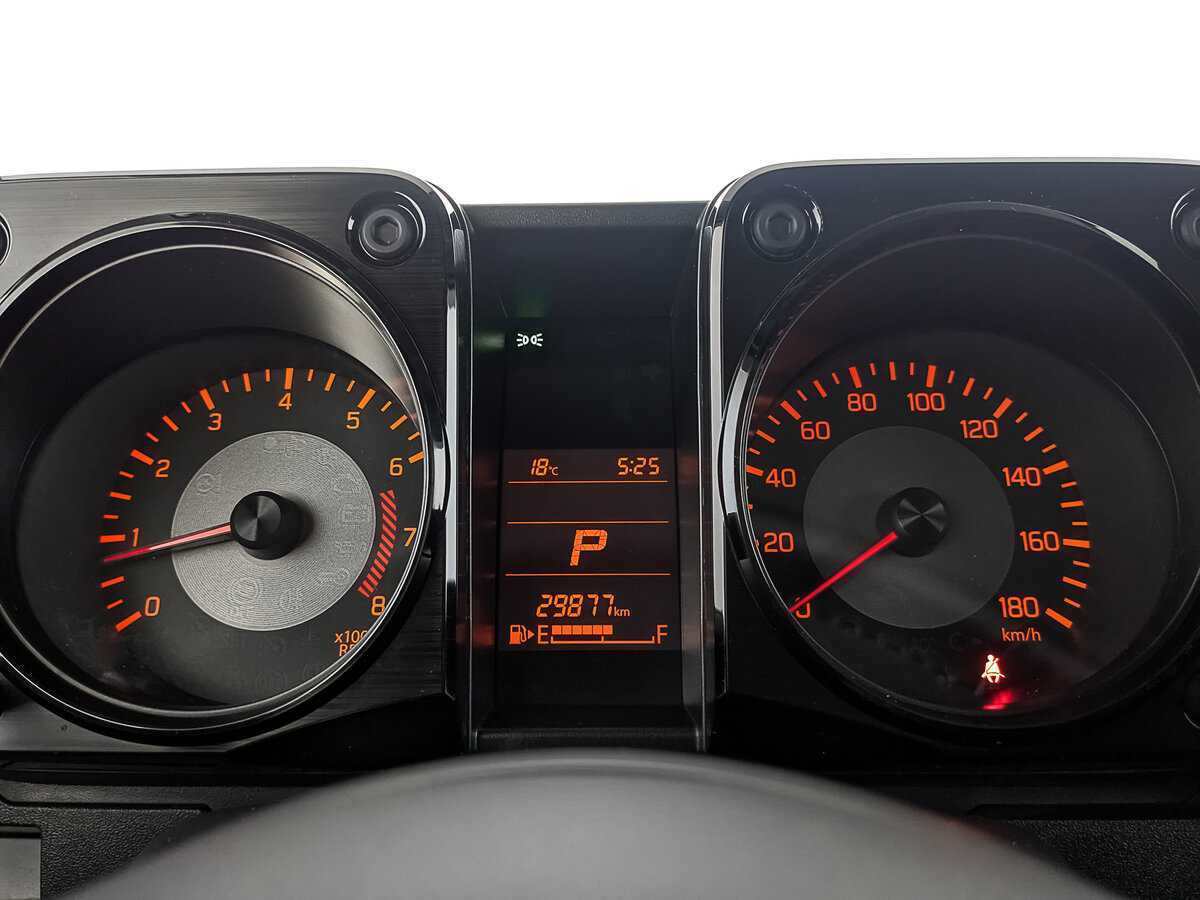 Купить Suzuki Jimny с пробегом. Фото: #15