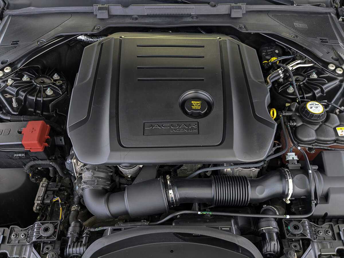 Купить Jaguar XF с пробегом. Фото: #8