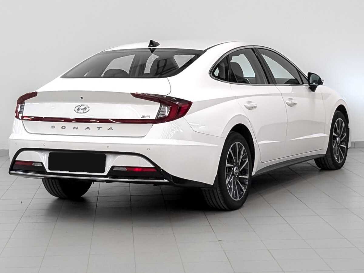 Купить Hyundai Sonata с пробегом. Фото: #4