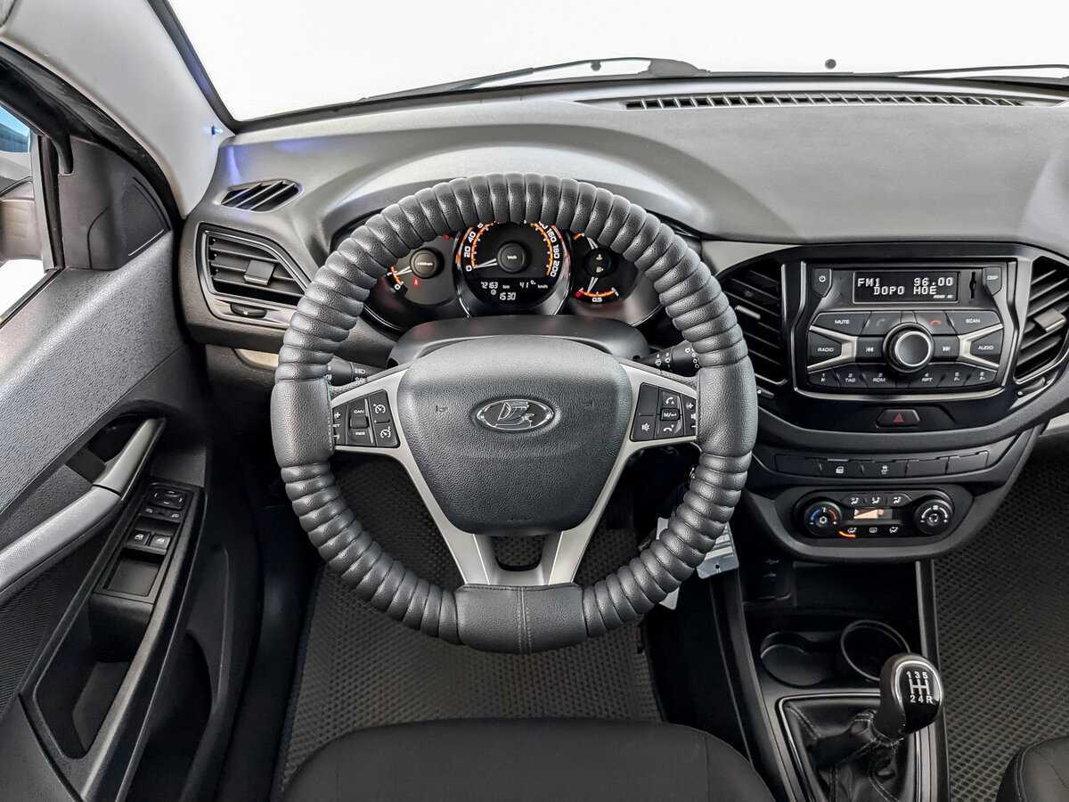 Купить Lada (ВАЗ) Vesta с пробегом. Фото: #20