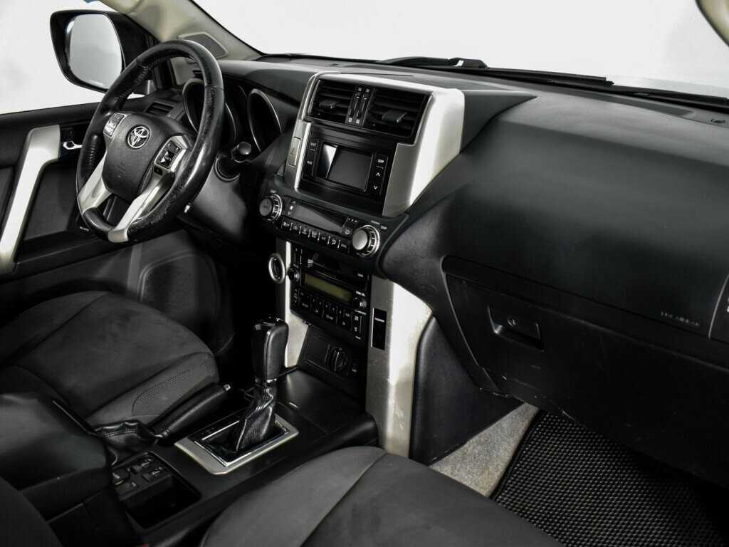Купить Toyota Land Cruiser Prado с пробегом. Фото: #13
