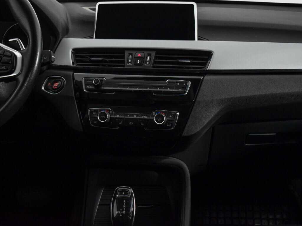 Купить BMW X1 с пробегом. Фото: #11