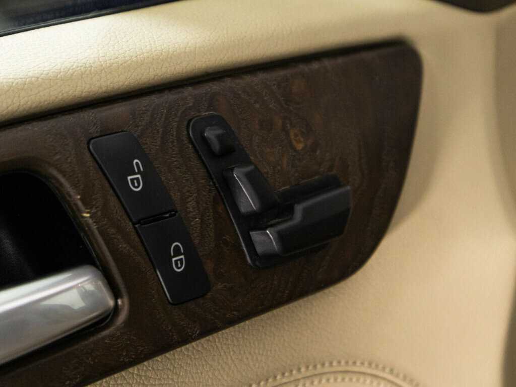 Купить Mercedes-Benz M-Класс с пробегом. Фото: #14