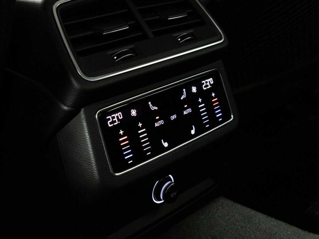 Купить Audi A6 с пробегом. Фото: #20