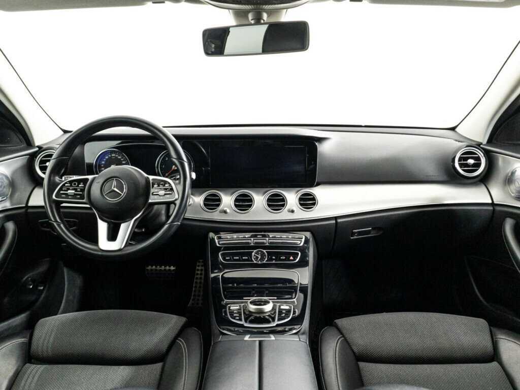 Купить Mercedes-Benz E-Класс с пробегом. Фото: #12