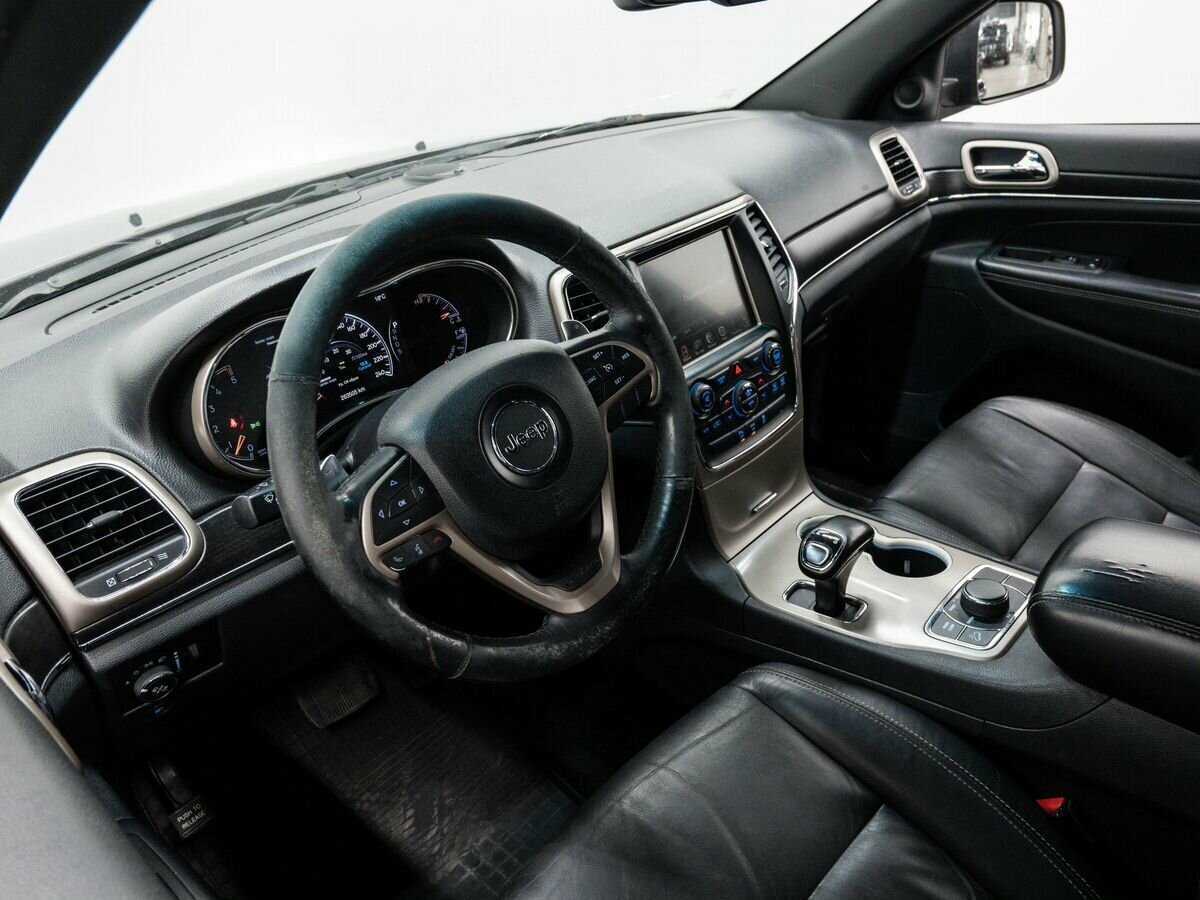 Купить Jeep Grand Cherokee с пробегом. Фото: #13
