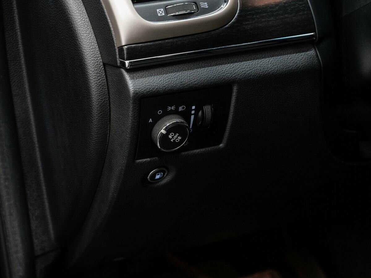 Купить Jeep Grand Cherokee с пробегом. Фото: #16