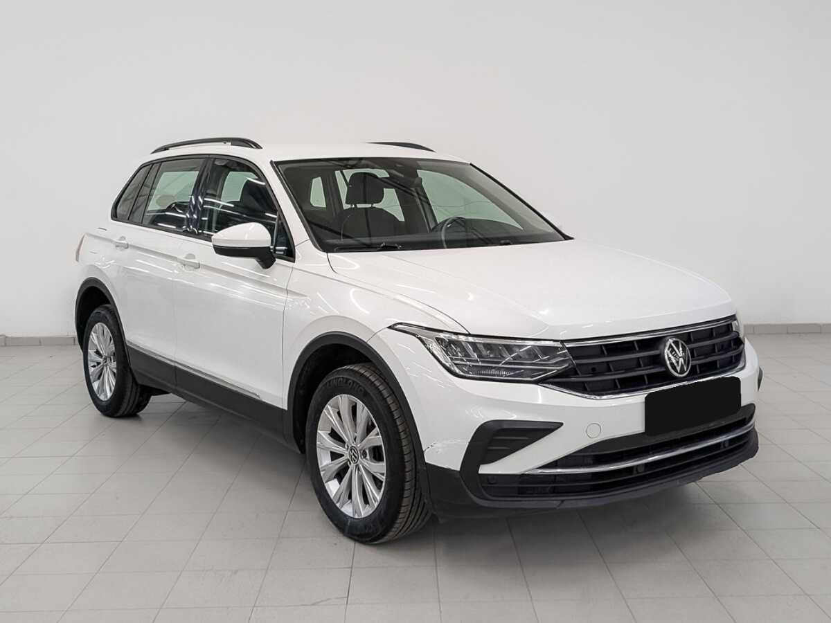Купить Volkswagen Tiguan с пробегом. Фото: #2
