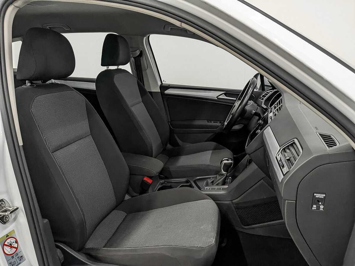 Купить Volkswagen Tiguan с пробегом. Фото: #21