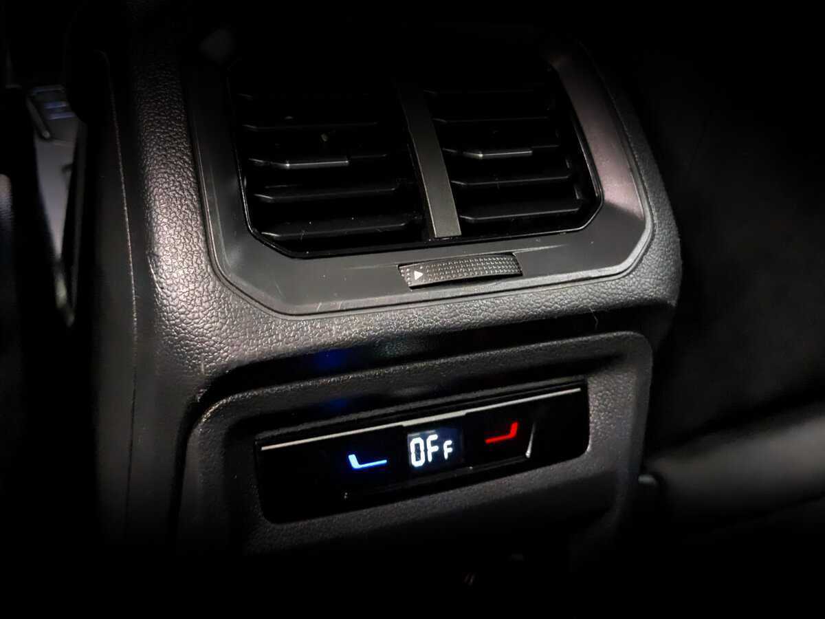 Купить Volkswagen Tiguan с пробегом. Фото: #22