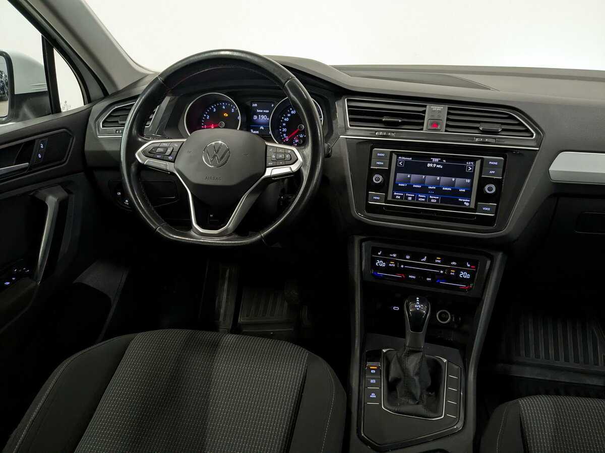 Купить Volkswagen Tiguan с пробегом. Фото: #28