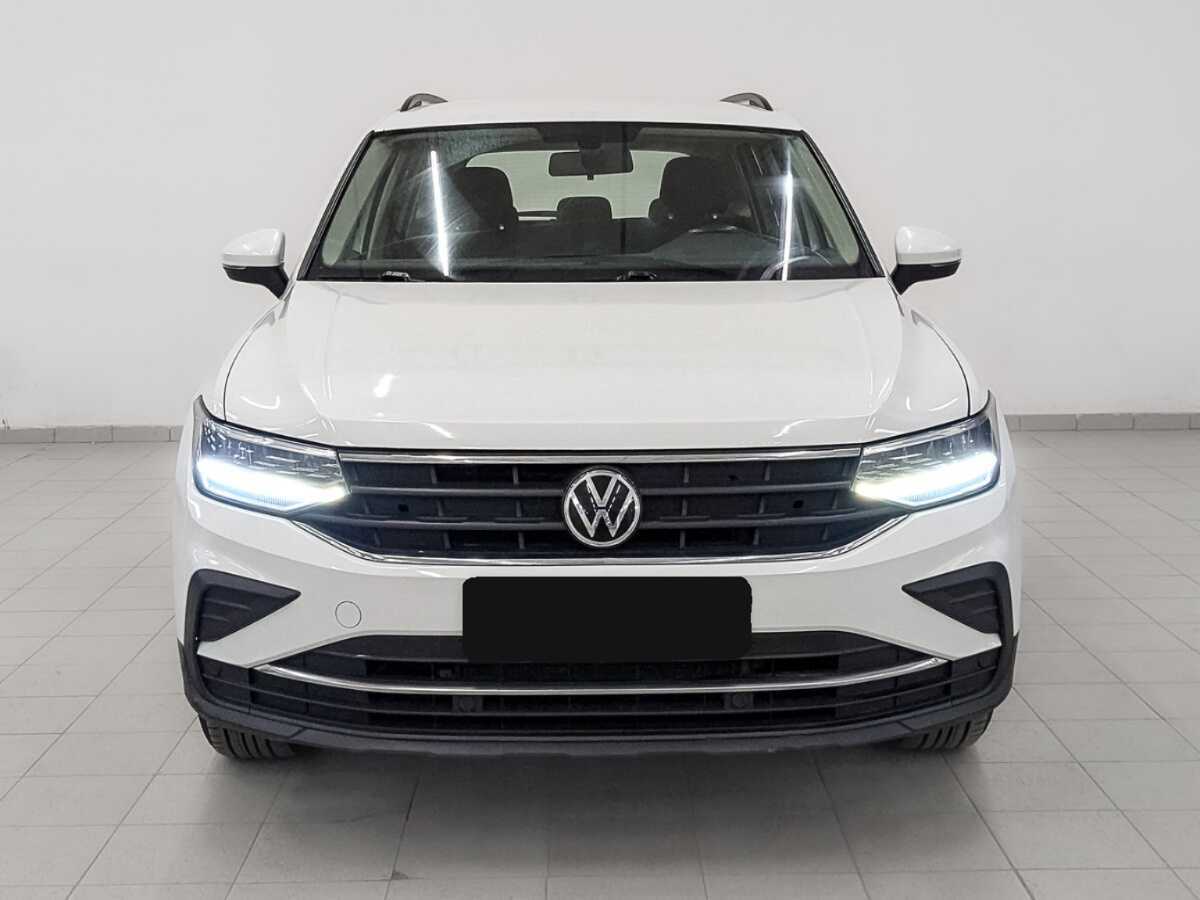 Купить Volkswagen Tiguan с пробегом. Фото: #1