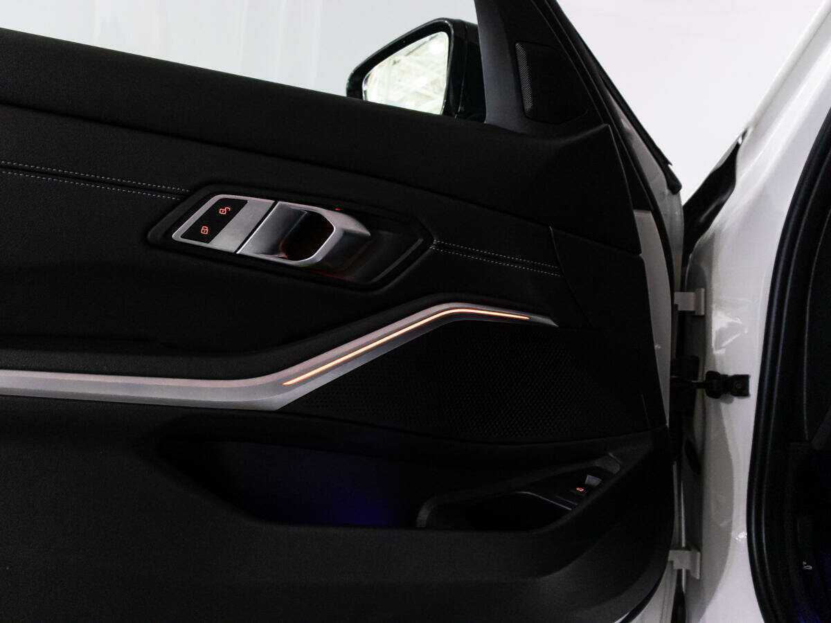 Купить BMW 3 серии с пробегом. Фото: #24