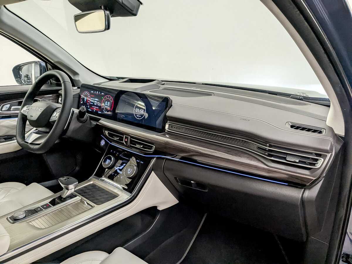 Купить EXEED VX с пробегом. Фото: #10