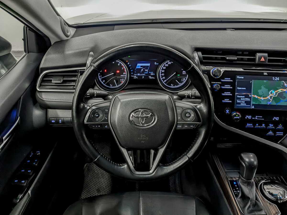 Купить Toyota Camry с пробегом. Фото: #19