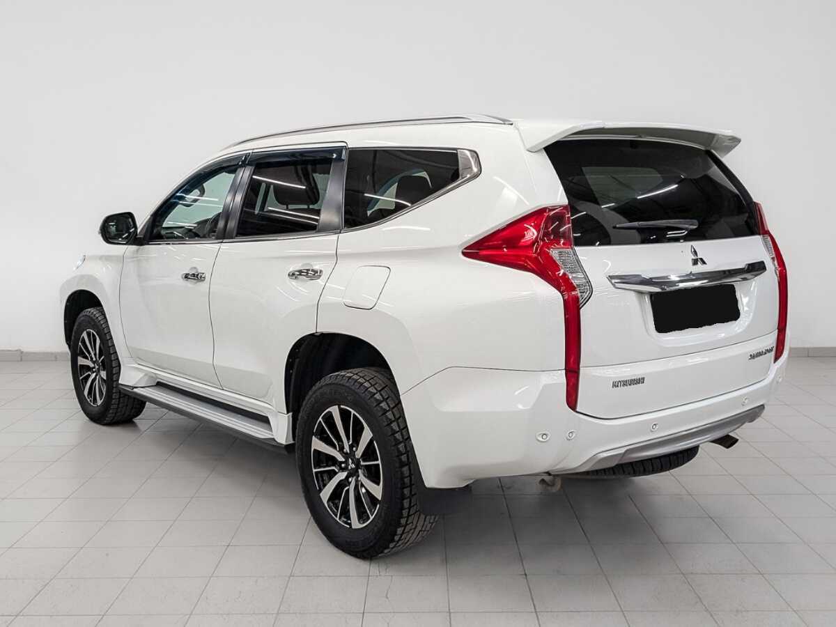 Купить Mitsubishi Pajero Sport с пробегом. Фото: #6