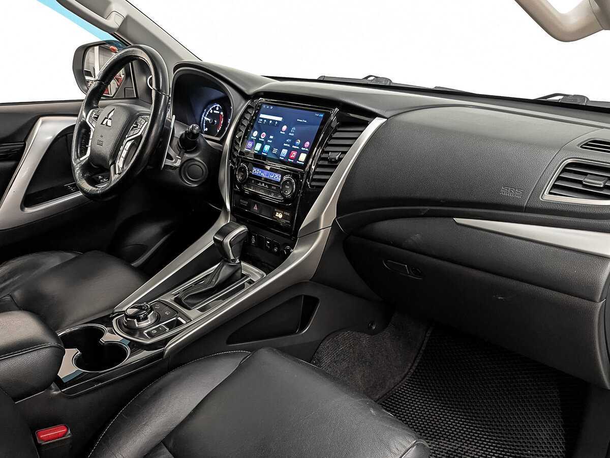 Купить Mitsubishi Pajero Sport с пробегом. Фото: #10