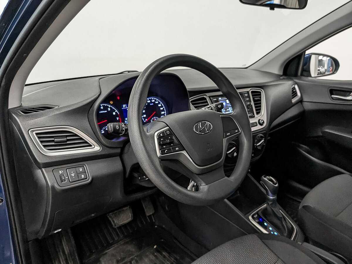 Купить Hyundai Solaris с пробегом. Фото: #12