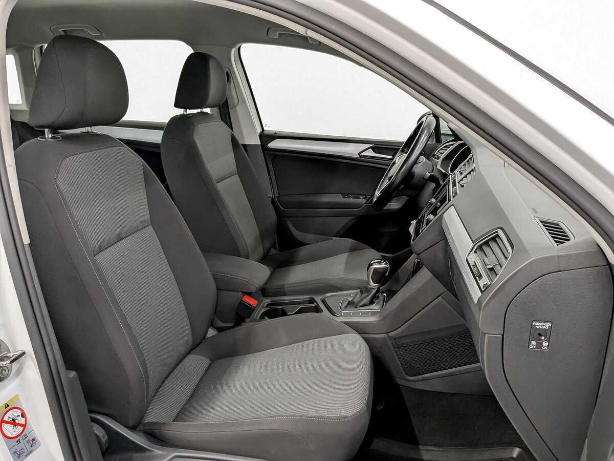 Купить Volkswagen Tiguan с пробегом. Фото: #18