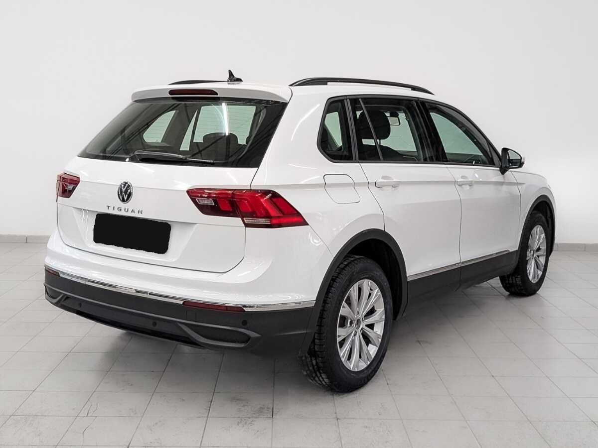 Купить Volkswagen Tiguan с пробегом. Фото: #4