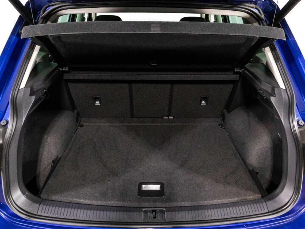 Купить Volkswagen Tiguan с пробегом. Фото: #14