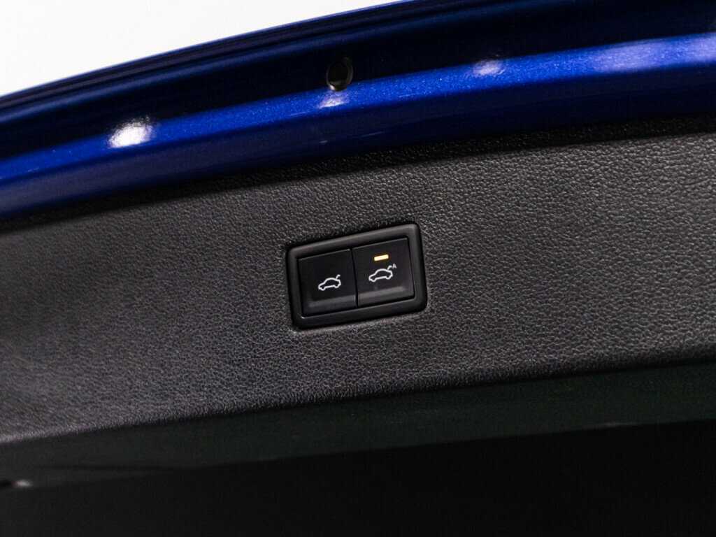 Купить Volkswagen Tiguan с пробегом. Фото: #15