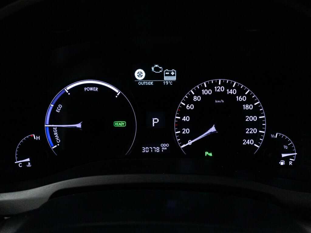 Купить Lexus RX с пробегом. Фото: #11