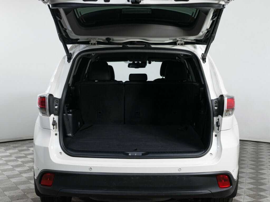 Купить Toyota Highlander с пробегом. Фото: #5