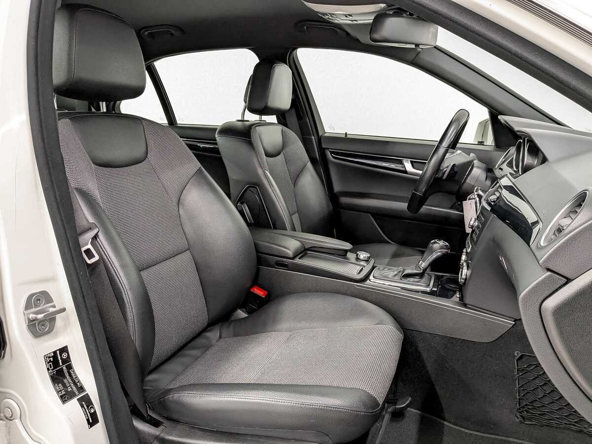 Купить Mercedes-Benz C-Класс с пробегом. Фото: #19