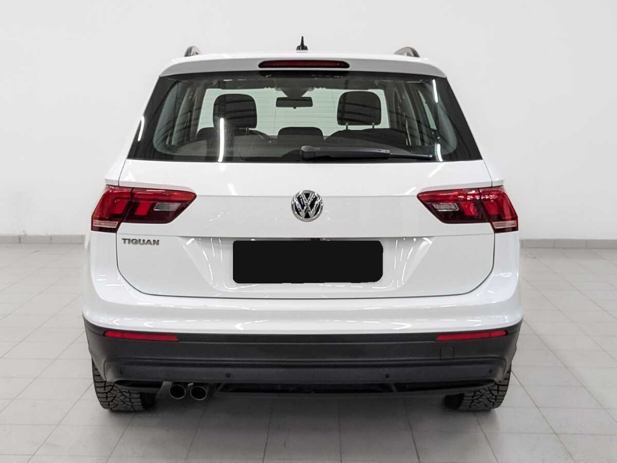 Купить Volkswagen Tiguan с пробегом. Фото: #5