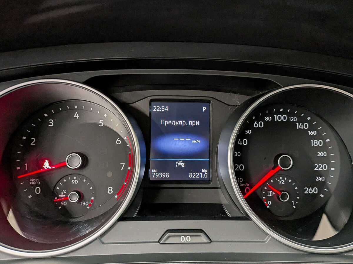 Купить Volkswagen Tiguan с пробегом. Фото: #15