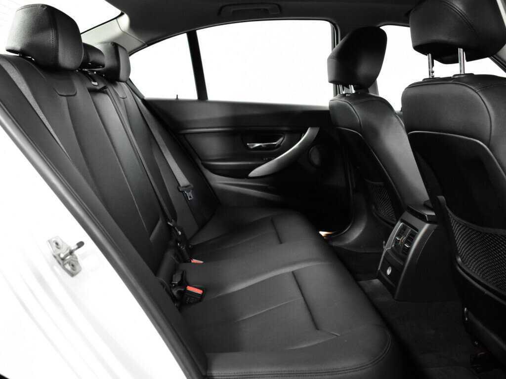 Купить BMW 3 серии с пробегом. Фото: #9