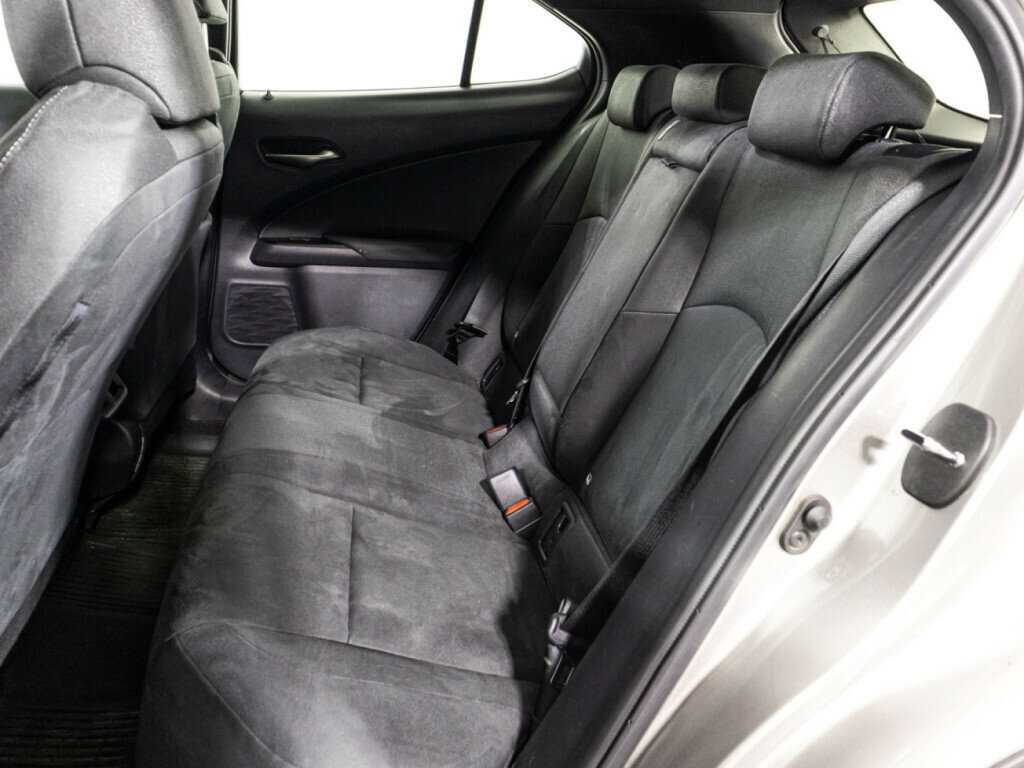 Купить Lexus UX с пробегом. Фото: #9