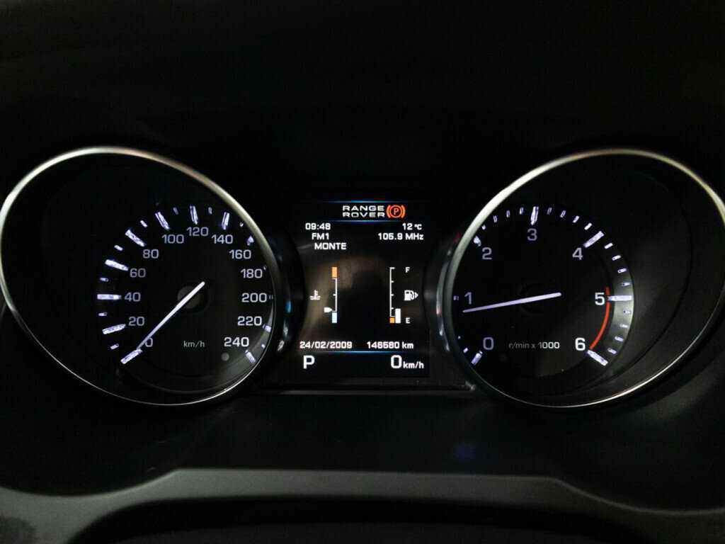 Купить Land Rover Range Rover Evoque с пробегом. Фото: #11