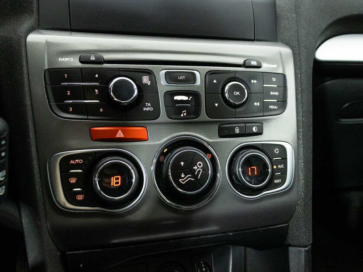 Купить Citroen C4 с пробегом. Фото: #14