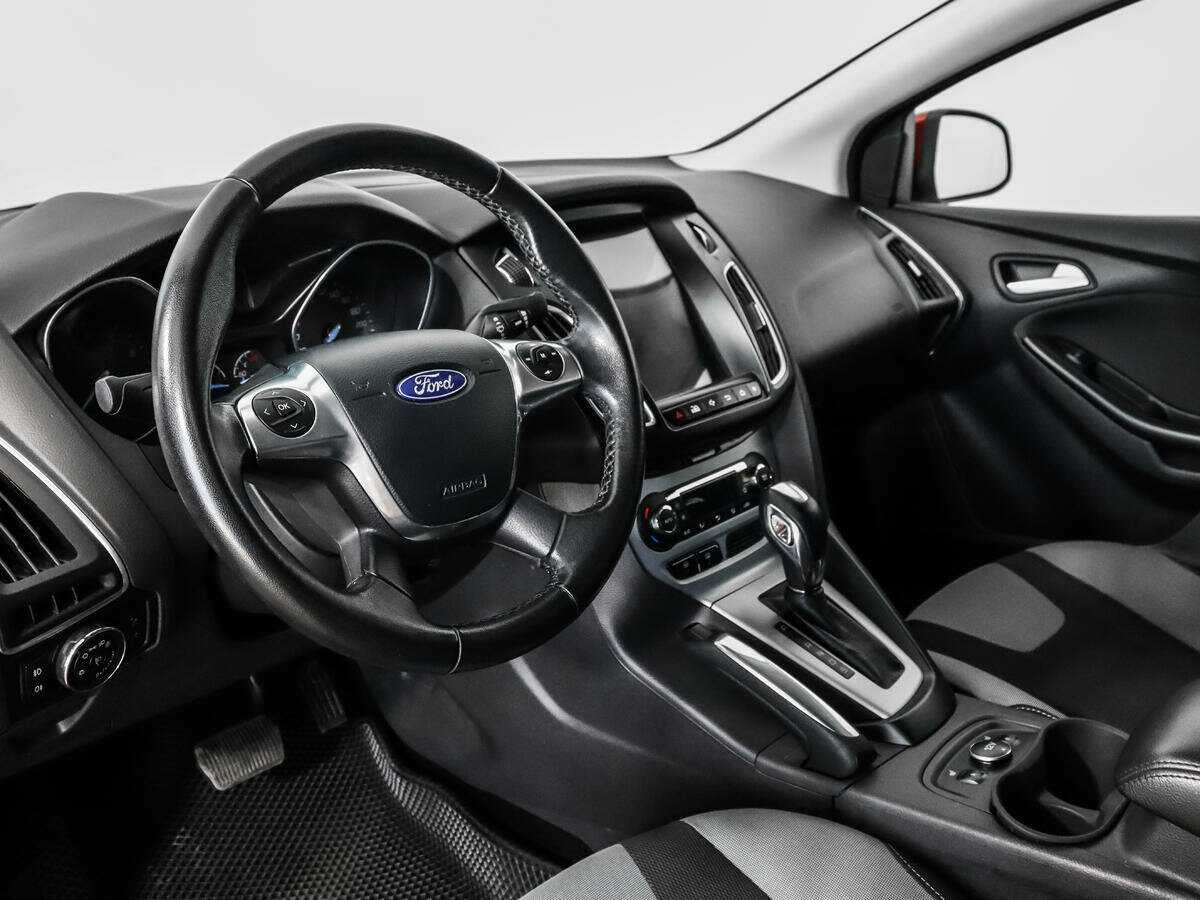 Купить Ford Focus с пробегом. Фото: #8