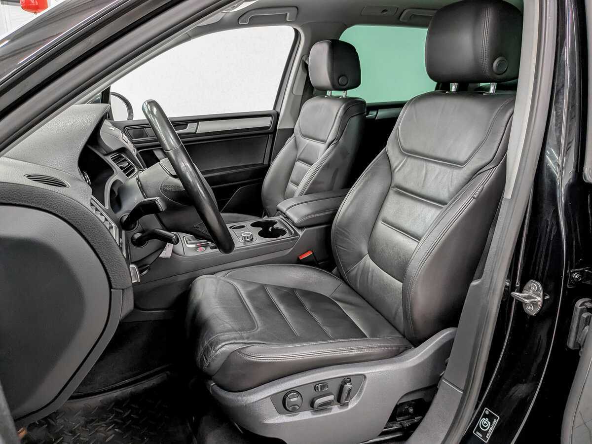 Купить Volkswagen Touareg с пробегом. Фото: #17