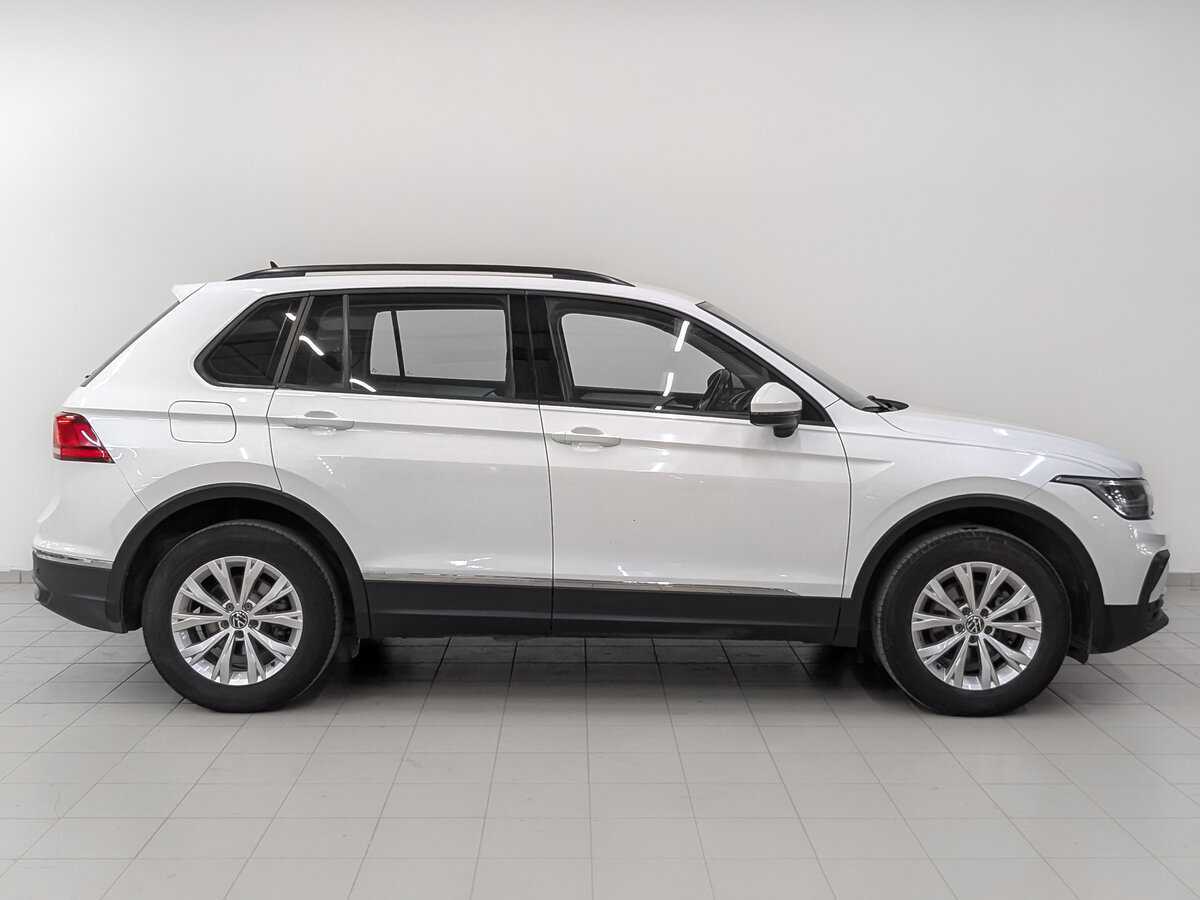 Купить Volkswagen Tiguan с пробегом. Фото: #3