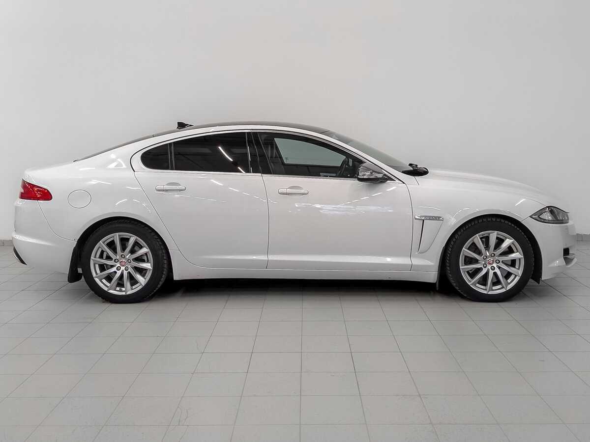 Купить Jaguar XF с пробегом. Фото: #3